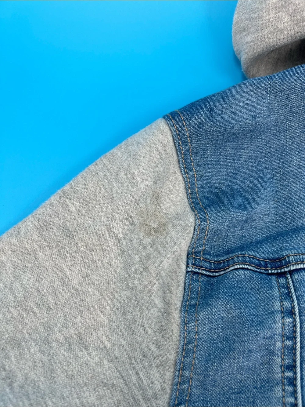 ❄️Kids Denim Hooded Jacket in Light Blue and Gray